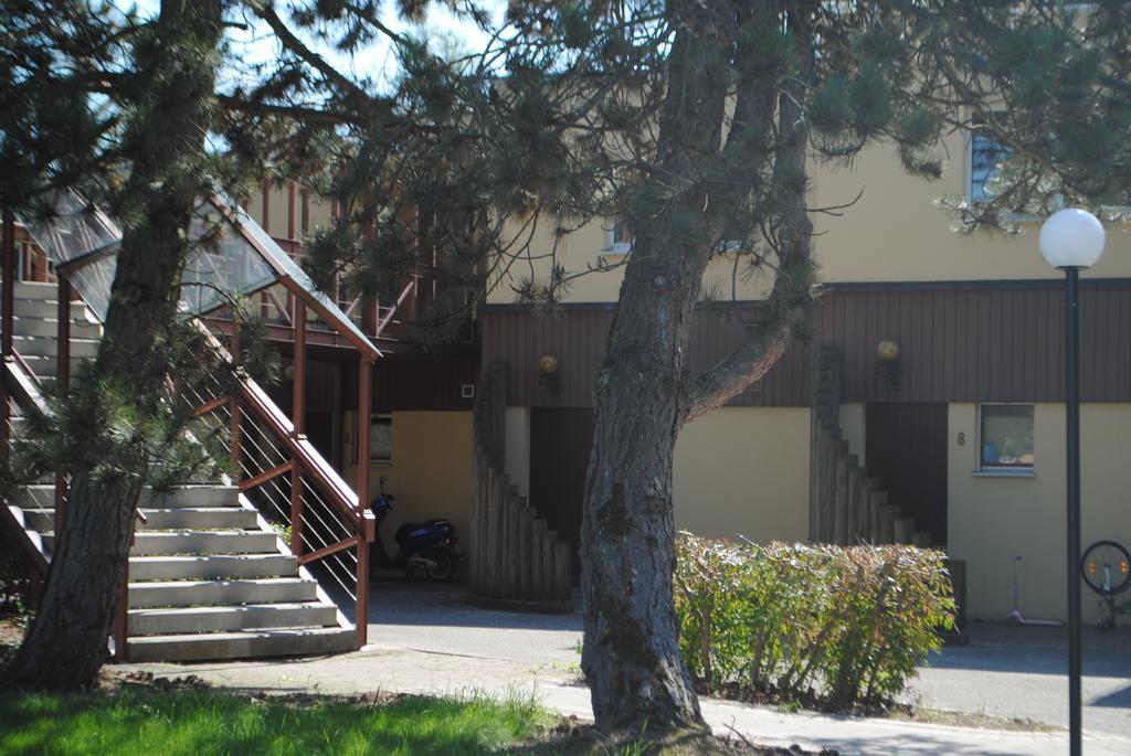 Motel - Hotel La Poularde Romont Exterior photo